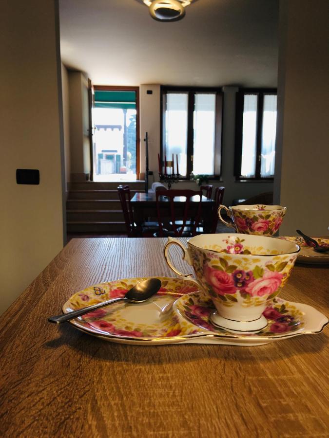 Casa Elisabetta Appartement Peschiera del Garda Buitenkant foto